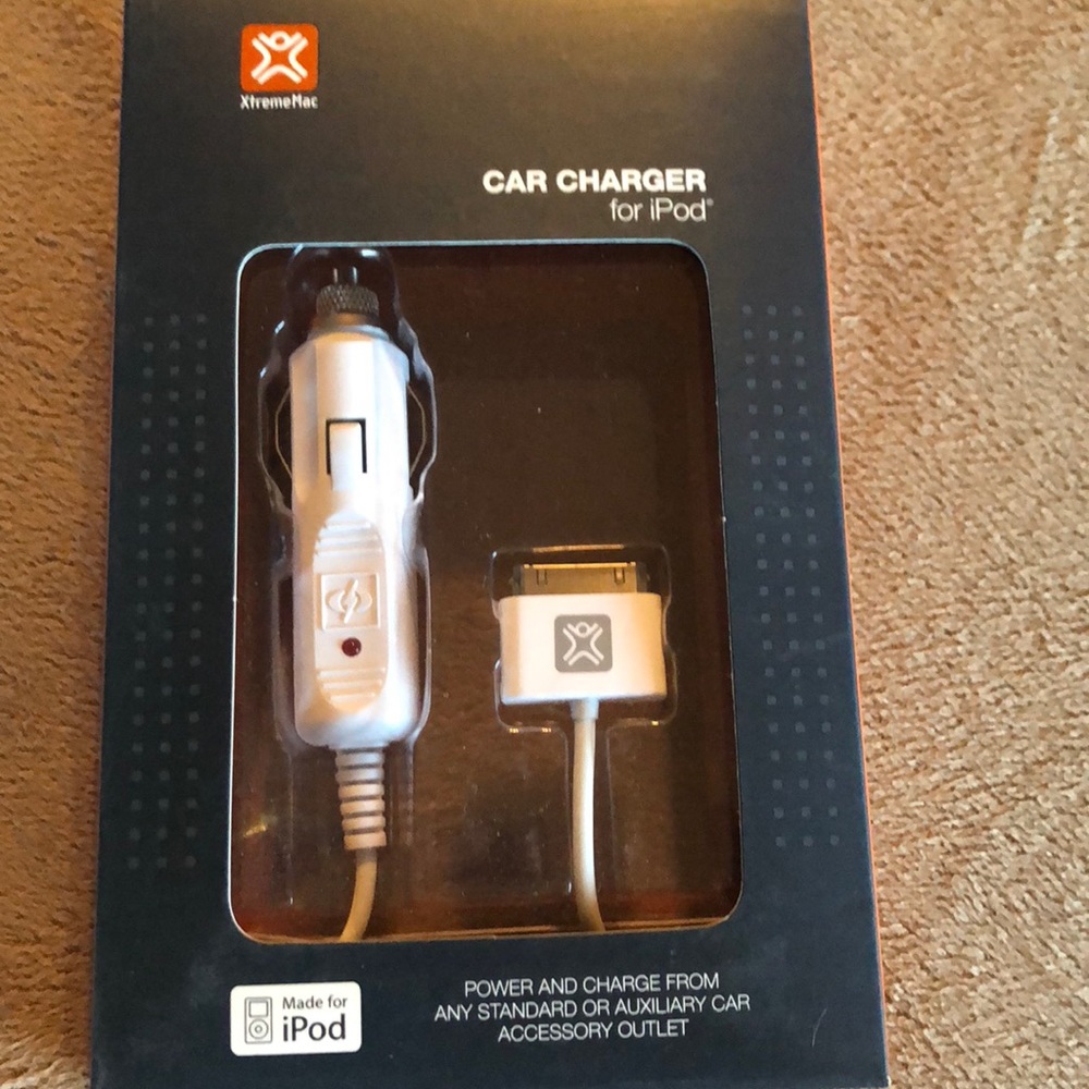 Car charger for IPod